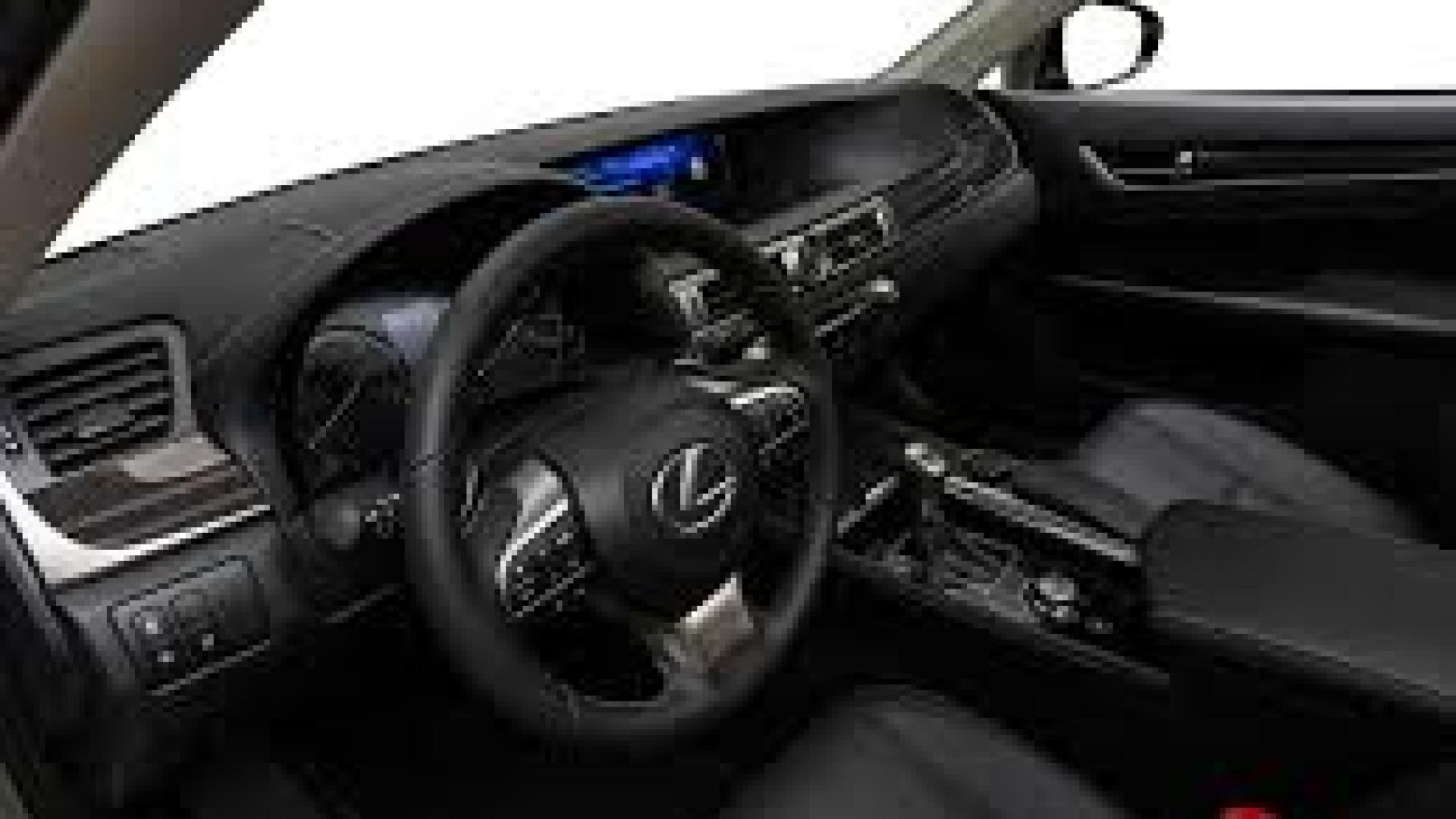 Lexus GS 350 F Sport AWD 2019 Body trim - Enugu car rentals